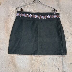 Vintage jayli dark grey textured cotton floral embroidered mini skirt medium